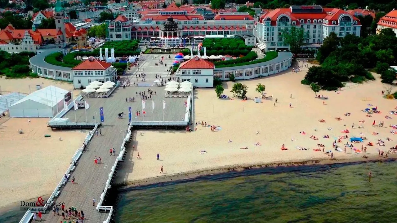 Dom & House - Apartments Okrzei Prime Sopot Polska